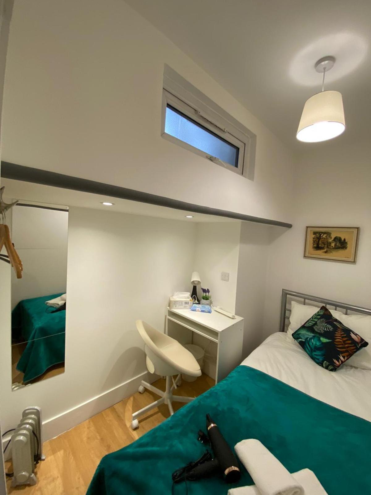 Cosy Private Rooms Near Euston Station, Central ลอนดอน ภายนอก รูปภาพ