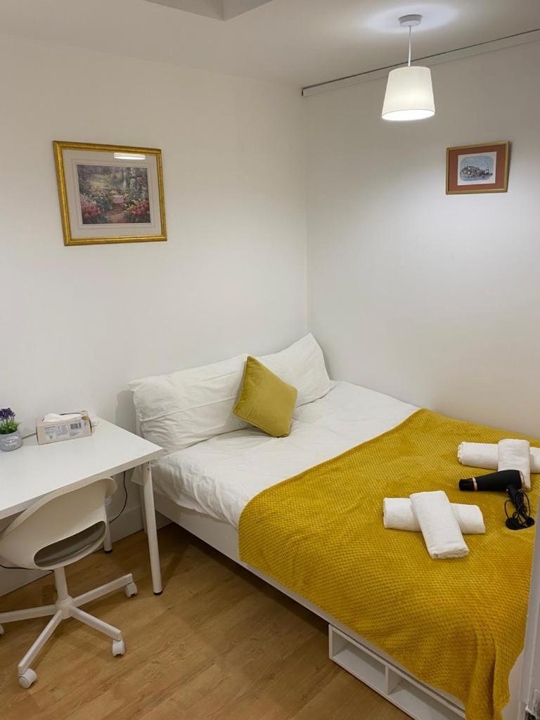 Cosy Private Rooms Near Euston Station, Central ลอนดอน ภายนอก รูปภาพ